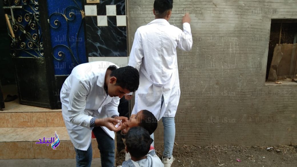 تطعيم ضد شلل الأطفال 