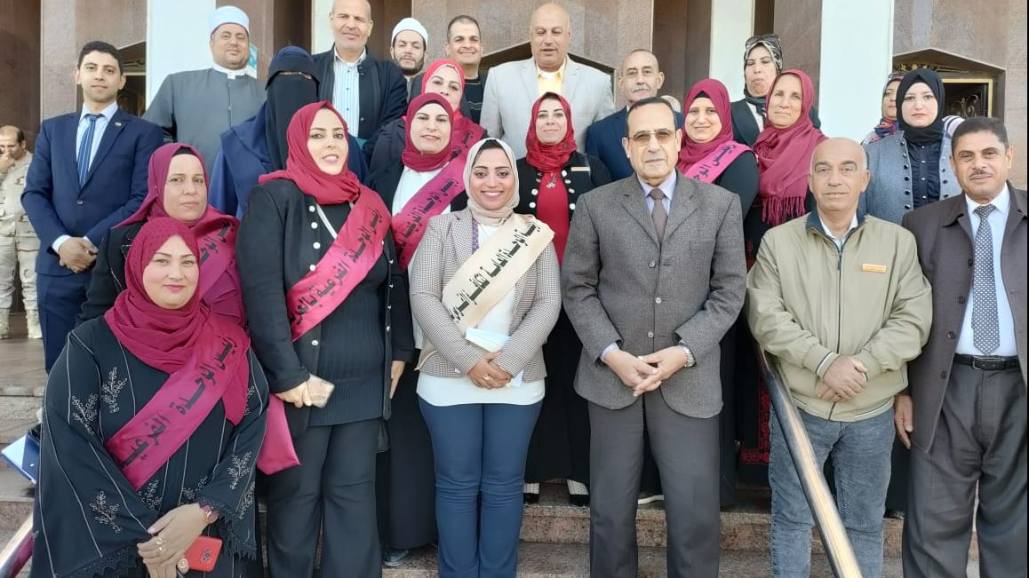 محافظ شمال سيناء مع لجنة تكافؤ الفرص في سيناء