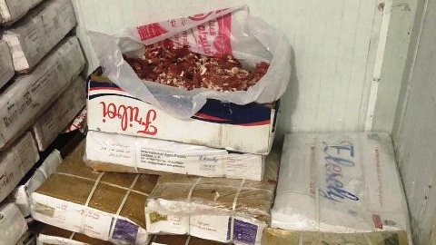 لحوم مجهولة المصدر