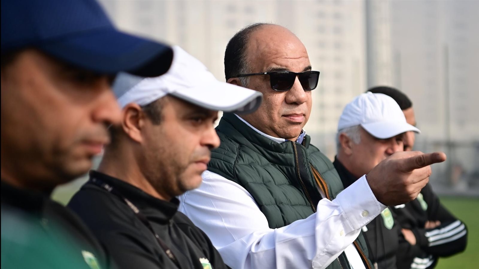 اجتماع مصيلحي مع اللاعبين والجهاز الفني