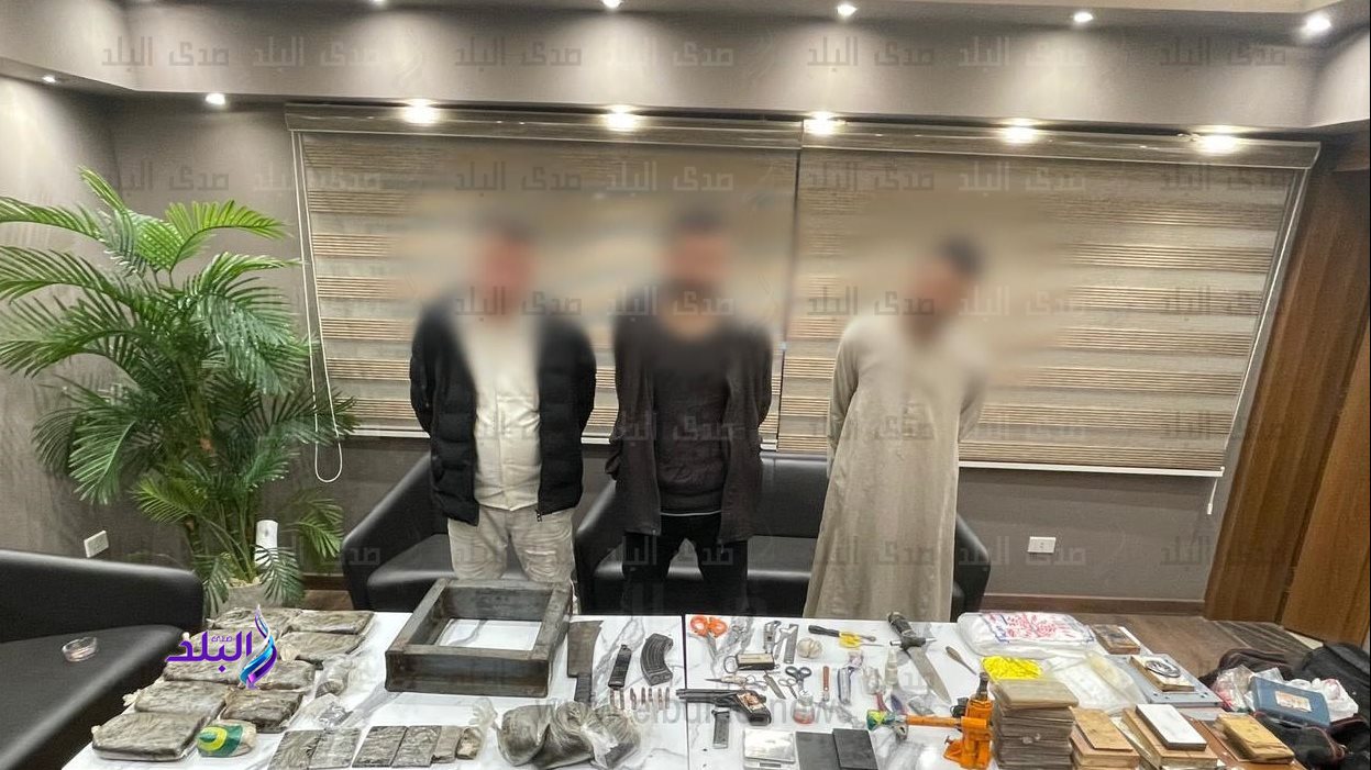 المتهمين