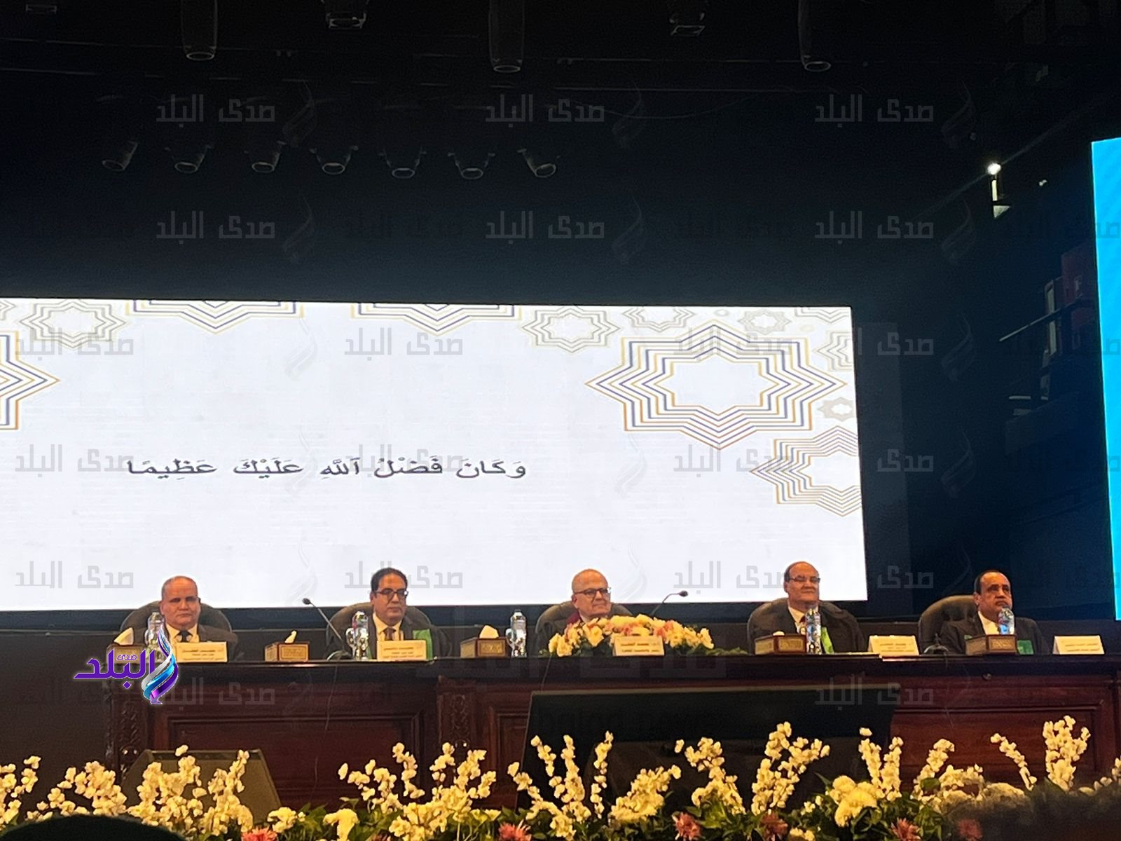 احتفالية عيد العلم بجامعة القاهرة2