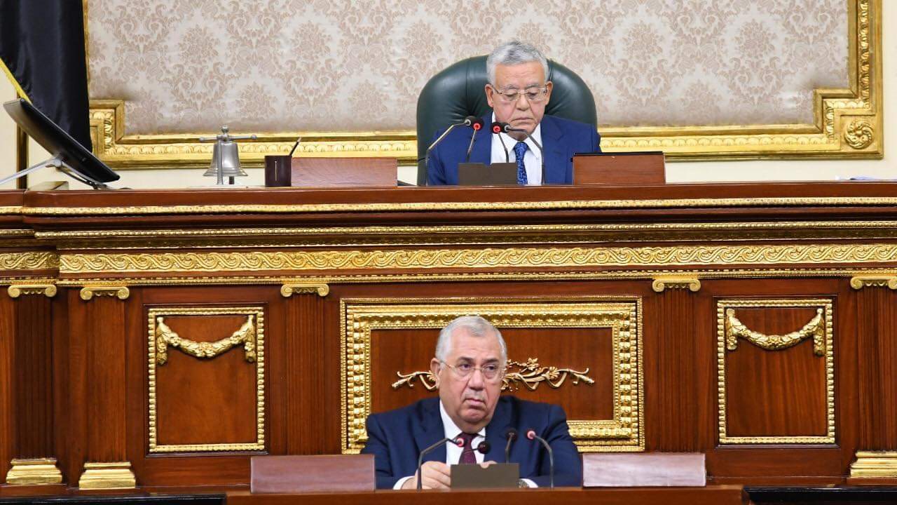 وزير الزراعة امام البرلمان اليوم 