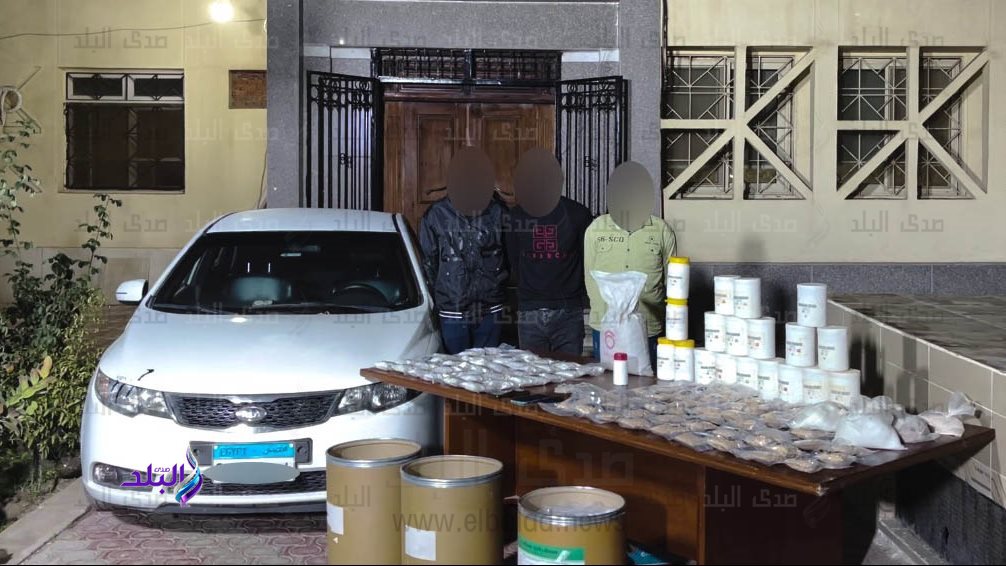 المتهمين والمضبوطات