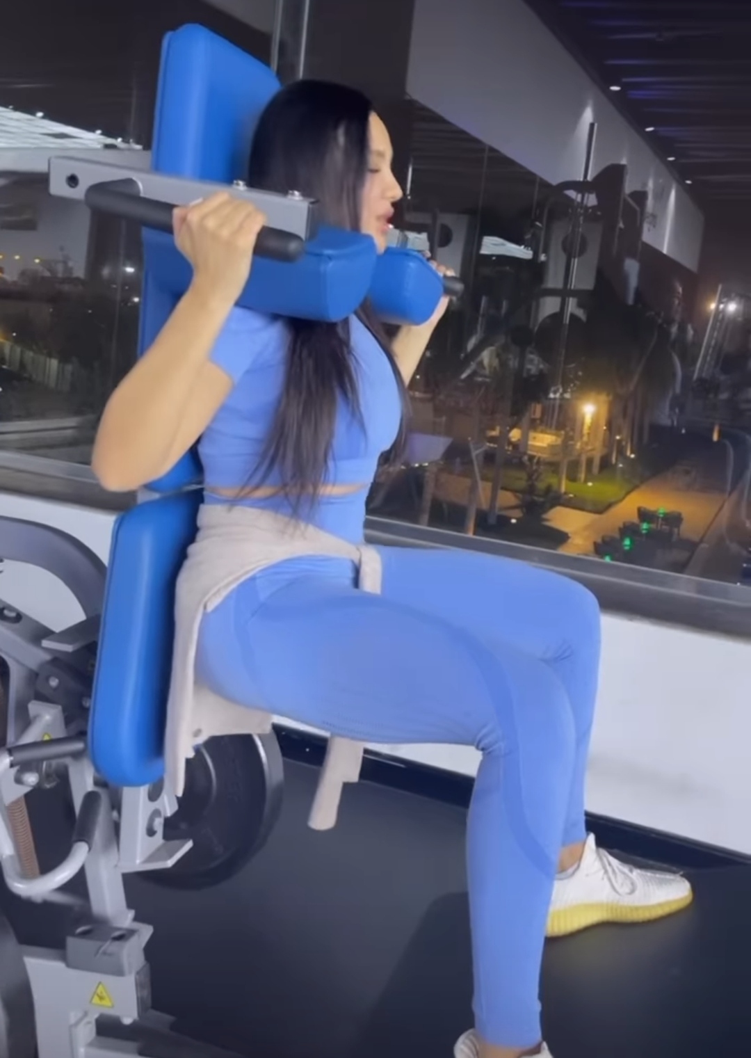 IMG_٢٠٢٢١٢٢٢_٠٤٢٥٣٢