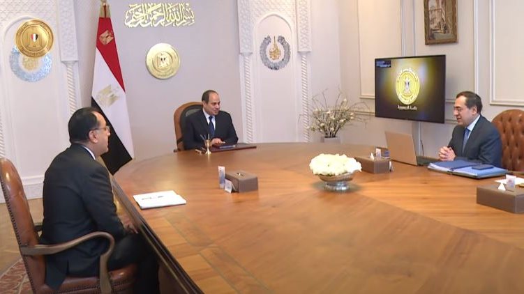 الرئيس السيسي يتابع جهود الدولة للبحث والاستكشاف للغاز