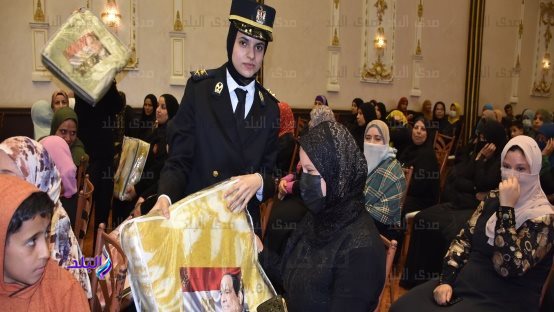 توزيع المساعدات