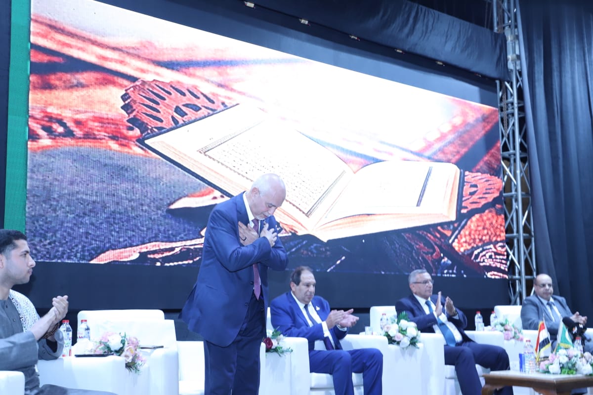 6dd3c9fd-4466-4e8b-b72f-81c1b84bb530