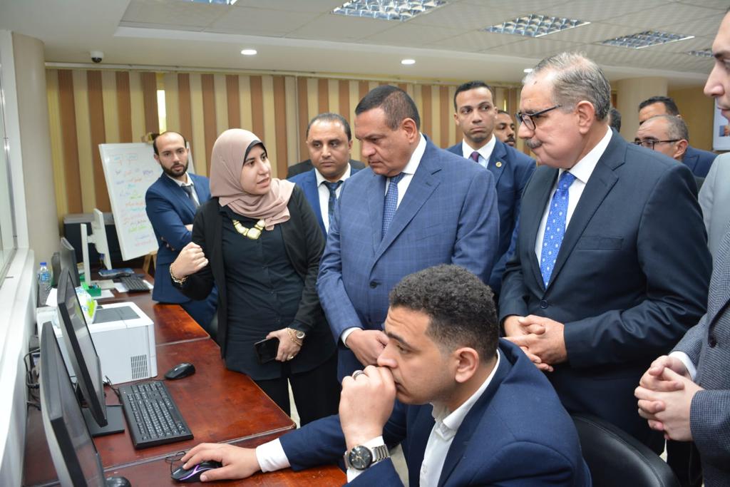 جولة وزير التنمية المحلية في كفر الشيخ