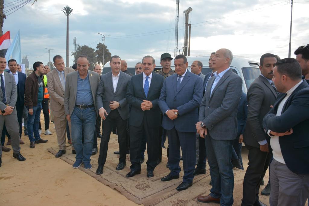 وزير التنمية المحلية 