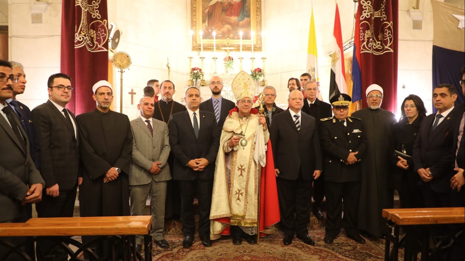 محافظ القاهرة يشهد احتفال بطريركية الأرمن الكاثوليك  محافظ القاهرة يشهد احتفال بطريركية الأرمن الكاثوليك