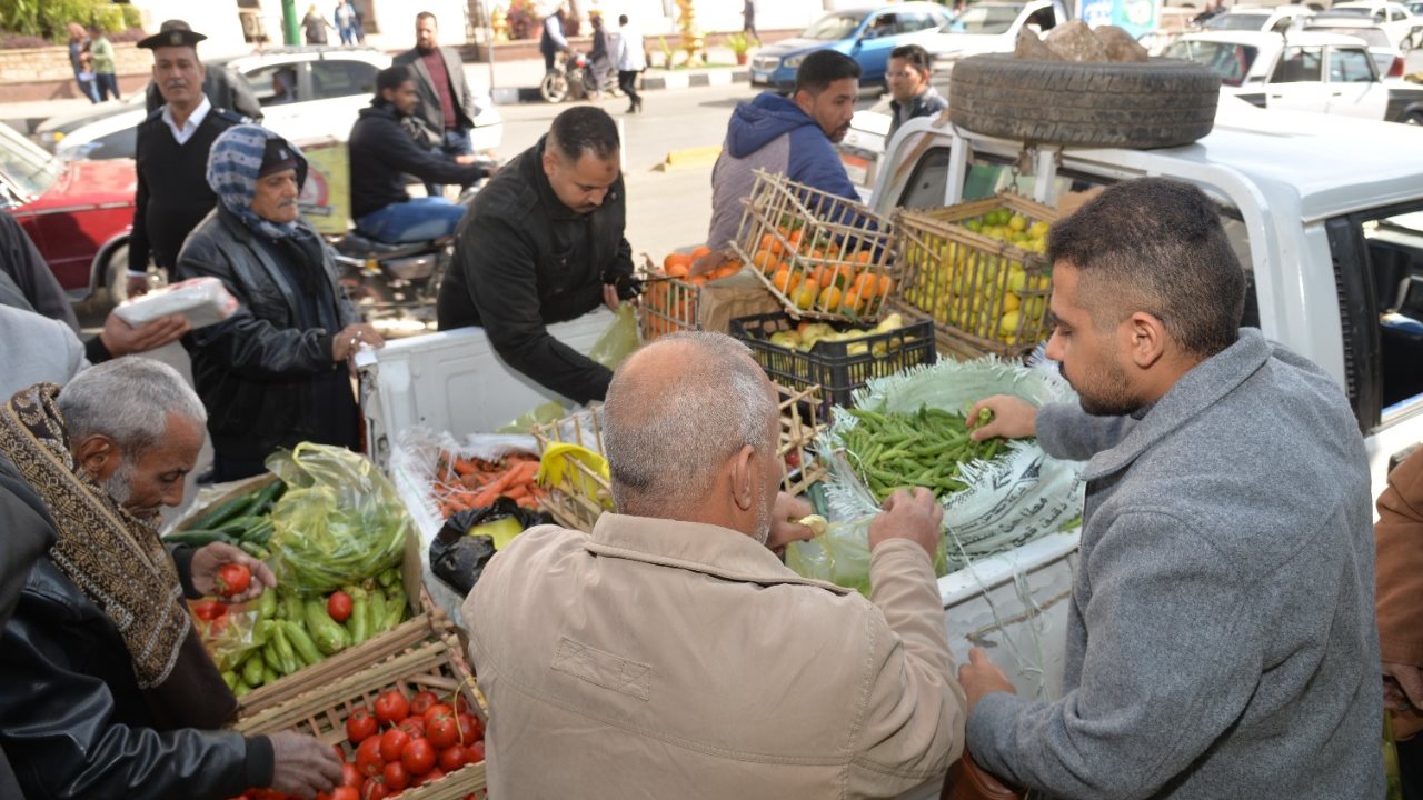 منافذ البيع المتنقلة بأسيوط 