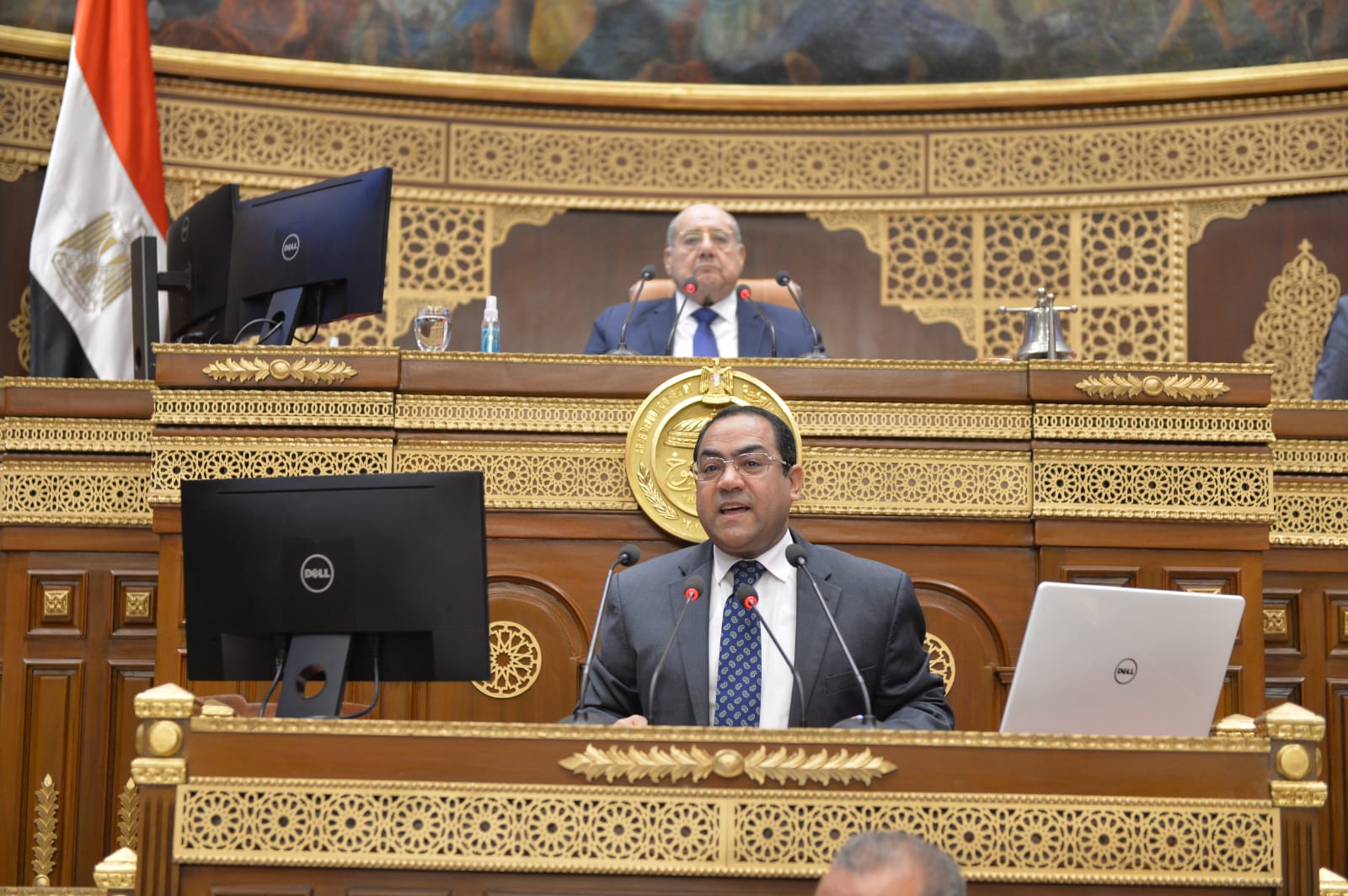 7c807e98-b21d-43a7-a5d0-a186cf464bcf