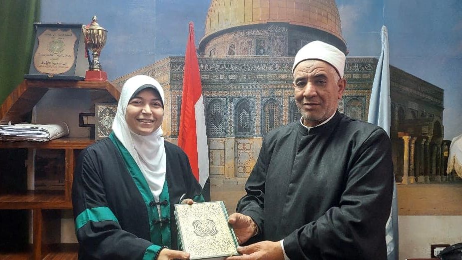 تكريم الفائزين في مسابقة القرآن الكريم