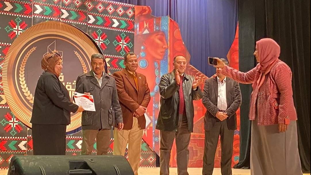 تكريم الفائزين بالقوافل الثقافية بالعريش