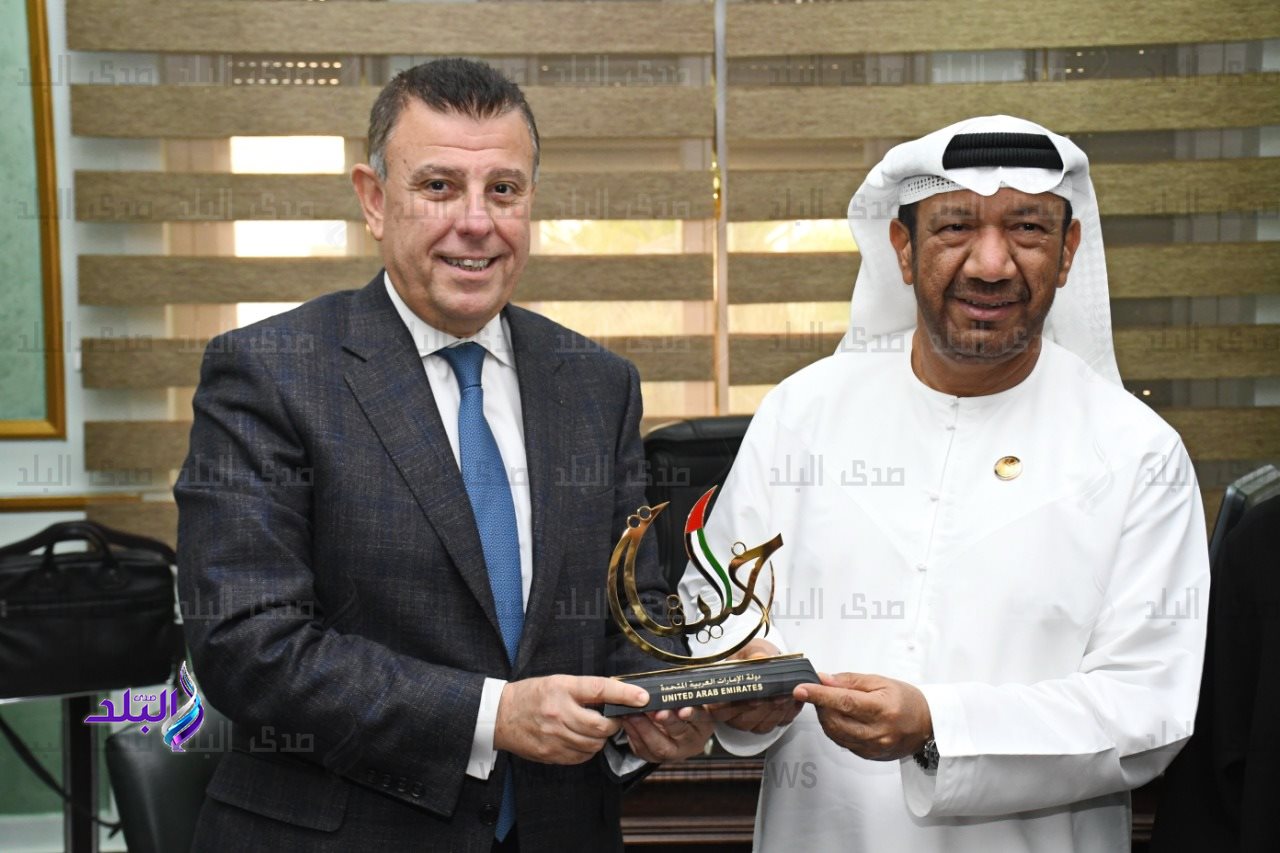 استقبال رئيس جامعة عين شمس لوفد جائزة خليفة التربوية