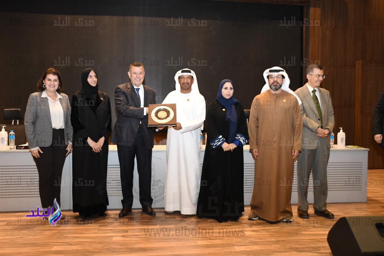 استقبال رئيس جامعة عين شمس لوفد جائزة خليفة التربوية