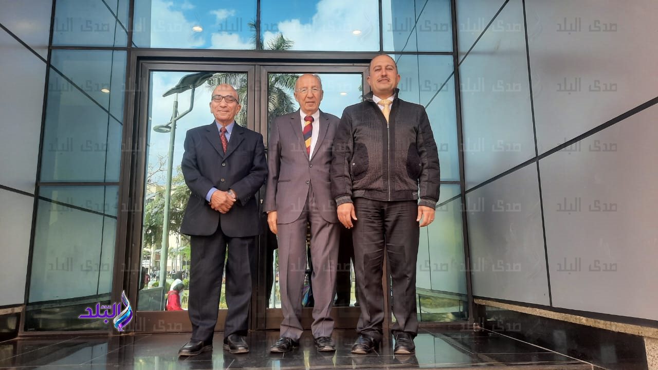 مكتب الجوائز بجامعة عين شمس