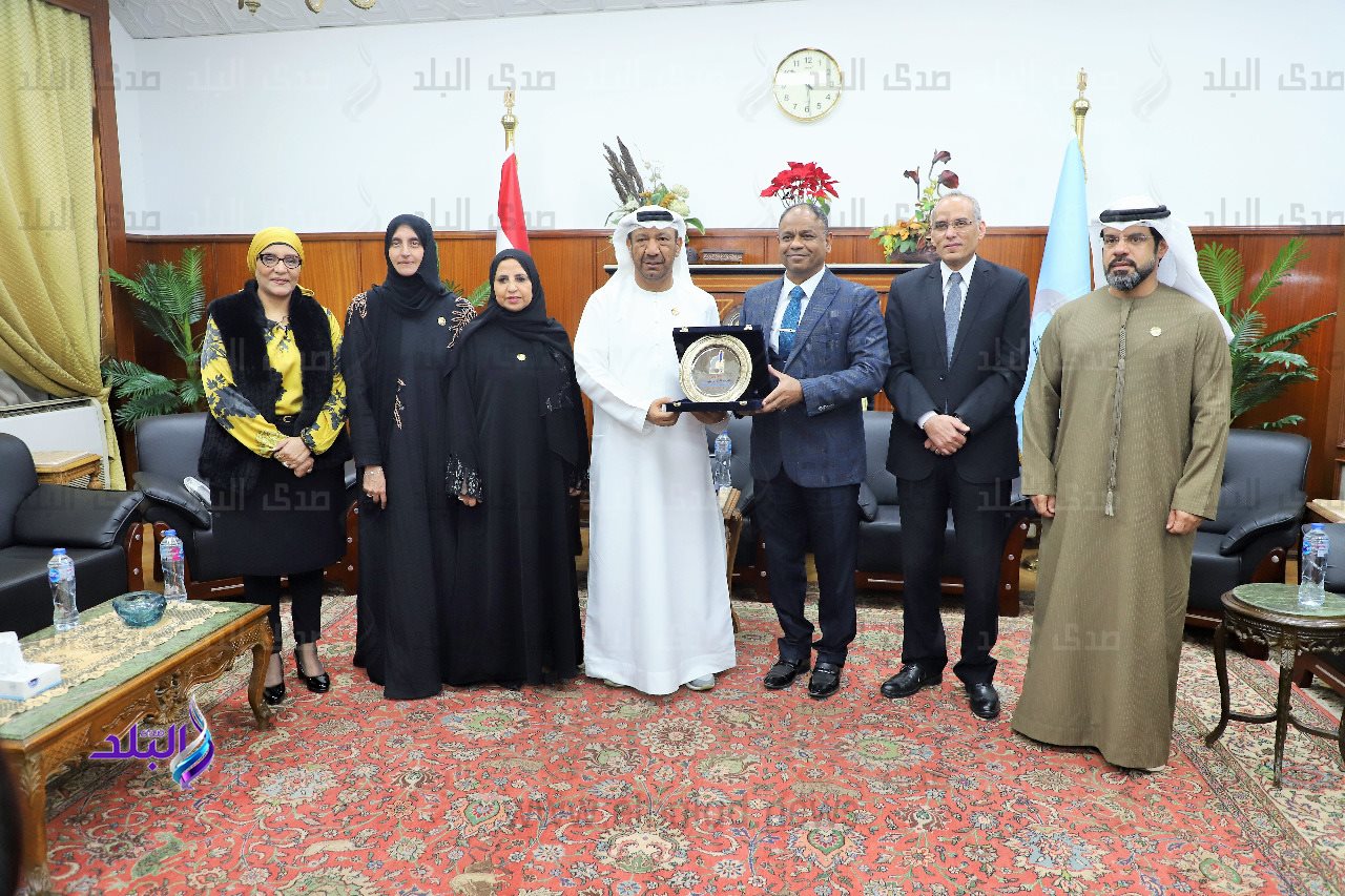 زيارة وفد جائزة خليفة التربوية للمركز القومى للبحوث