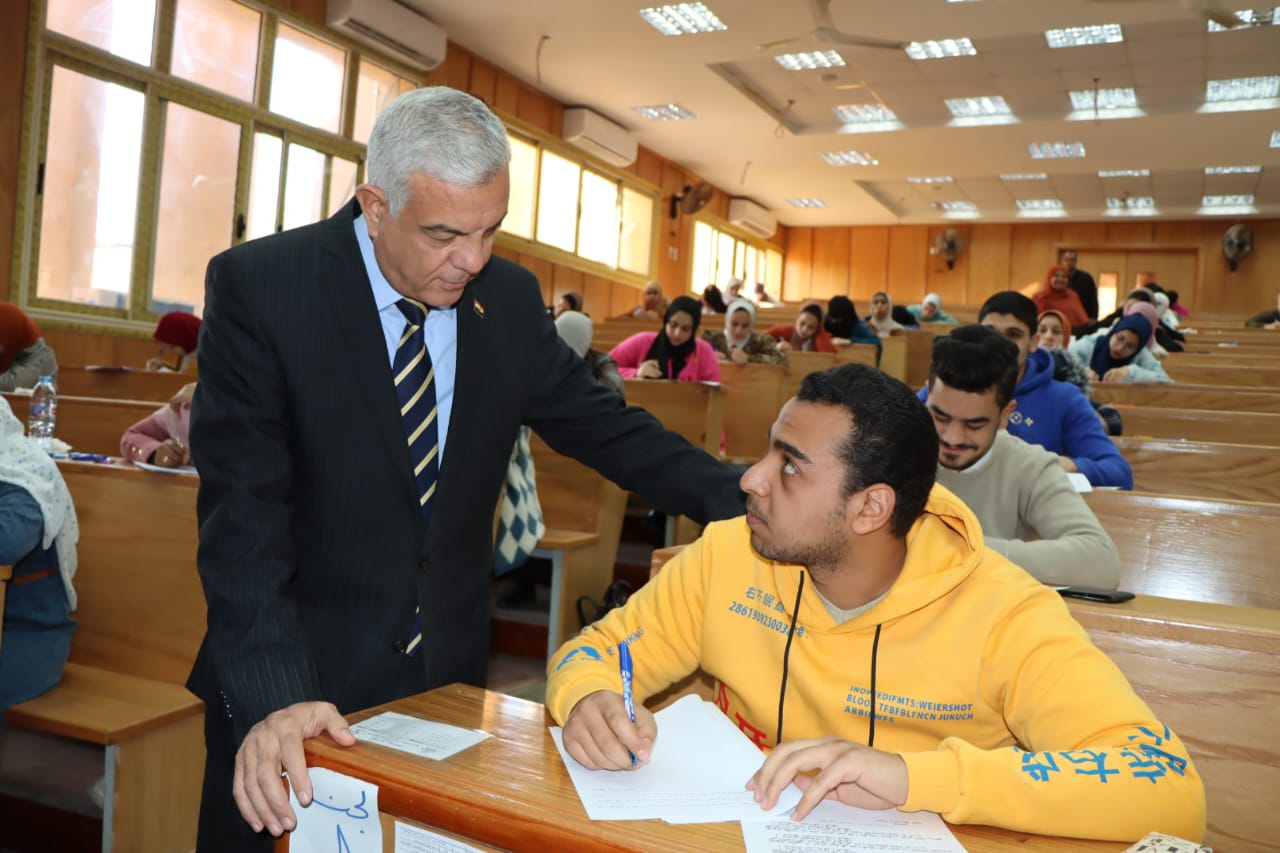 رئيس جامعة المنوفية رئيس جامعة المنوفية