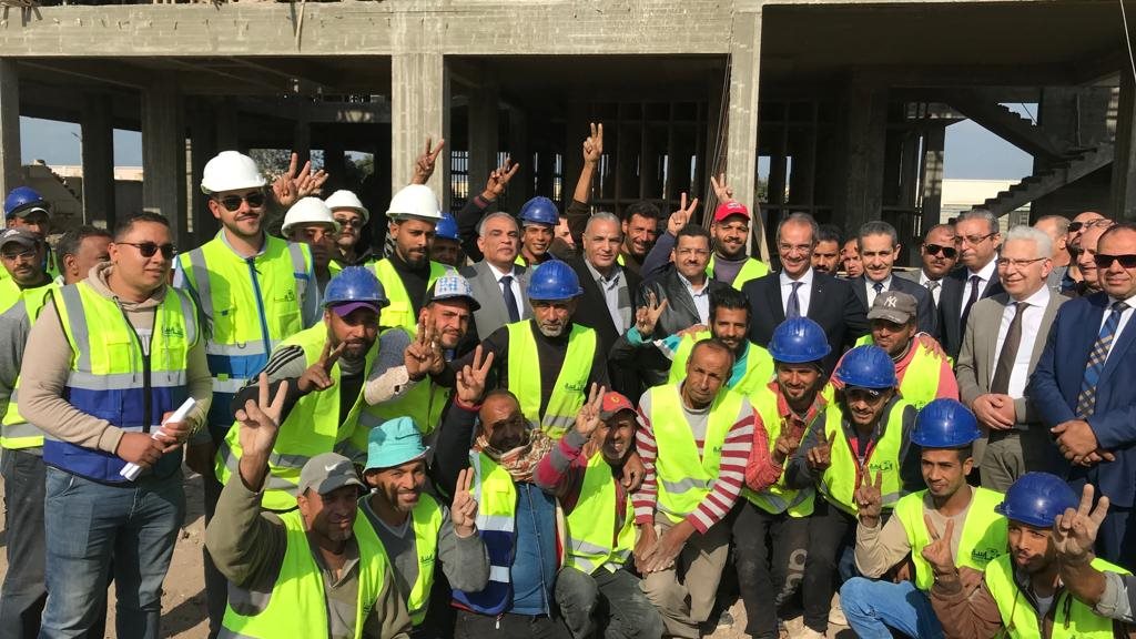 وزير الاتصالات وتكنولوجيا في جولة بالغربية 