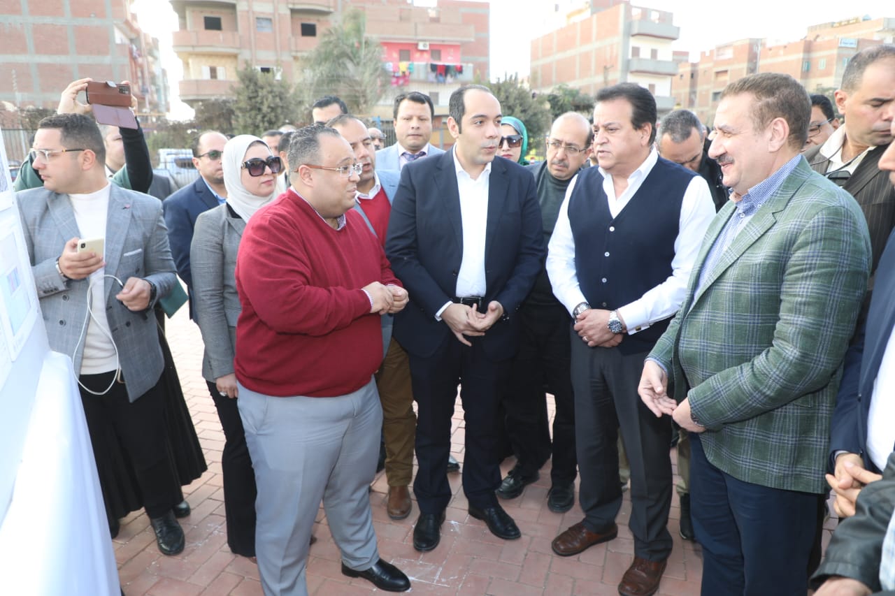 زيارة وزير الصحة لمحافظة المنوفية 