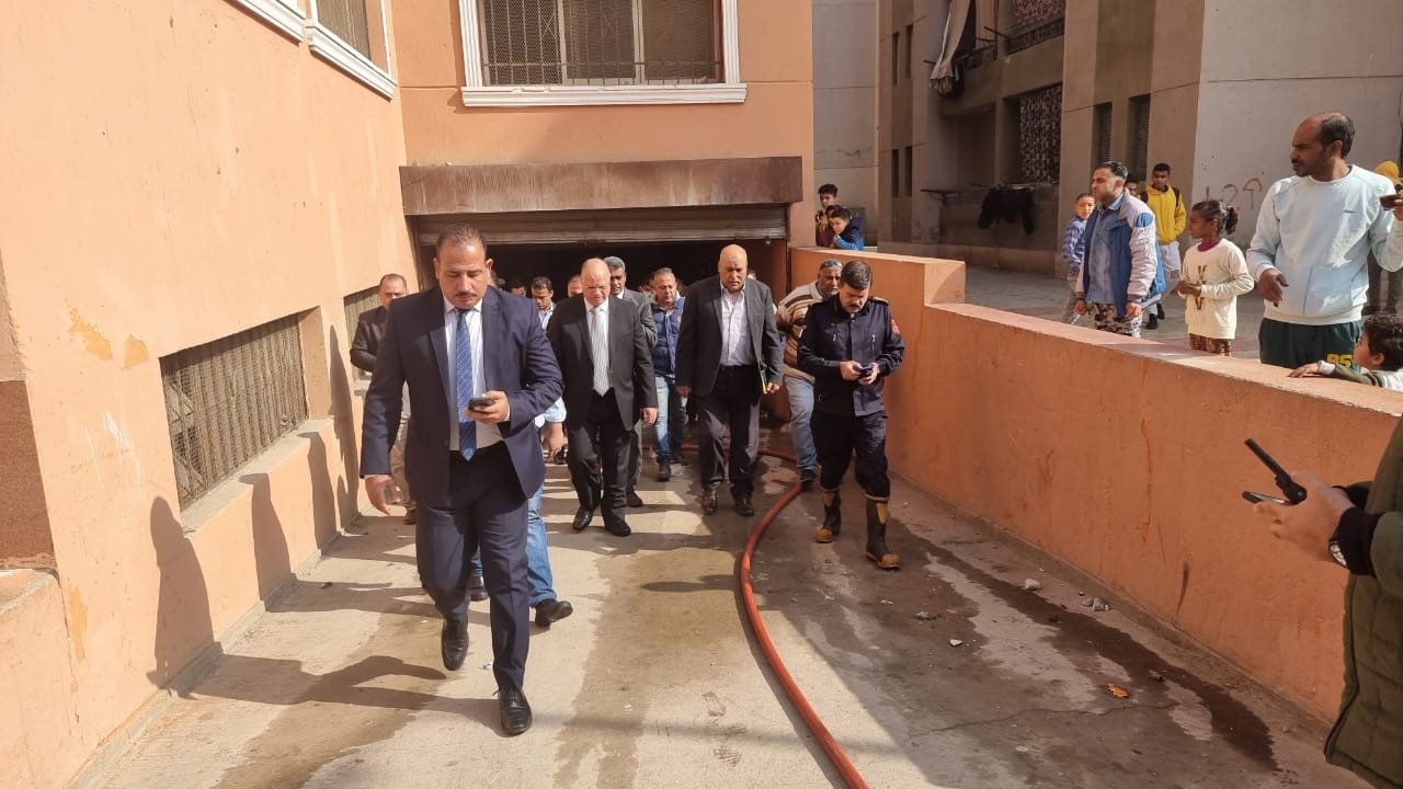 محافظ القاهرة خلال الجولة