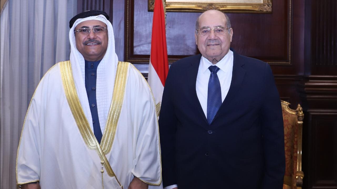 المستشار عبدالوهاب عبدالرازق يستقبل رئيس البرلمان العربي