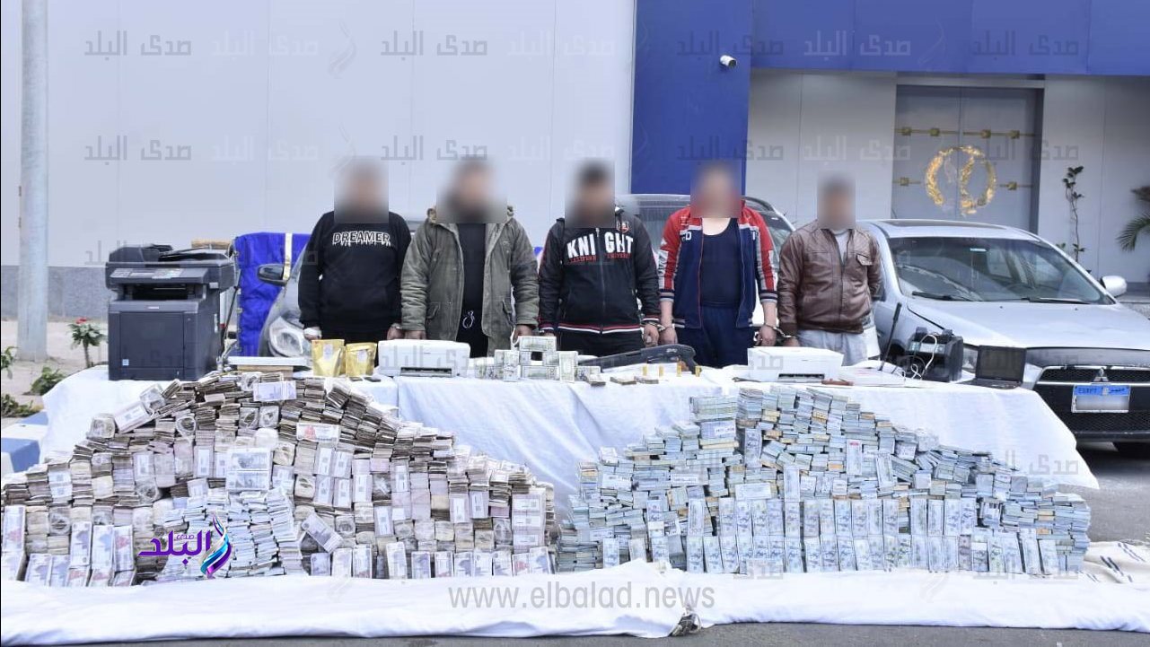 المتهمين