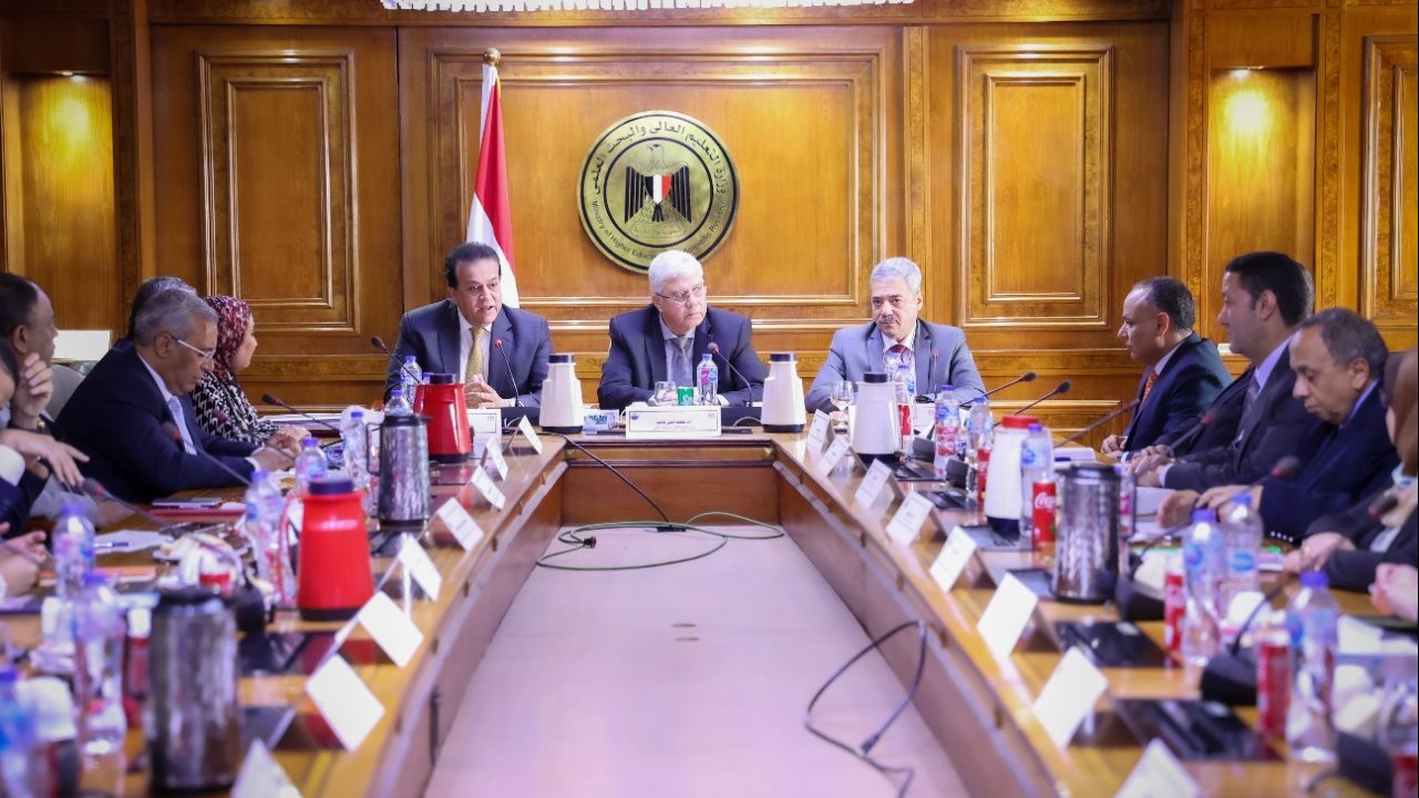 وزير الصحة 
