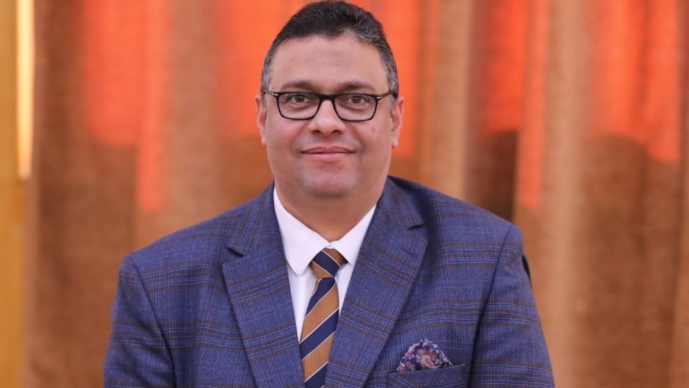 الدكتور رضا امين 