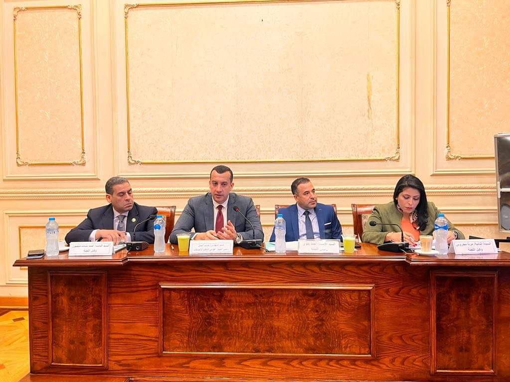 لجنة الاتصالات 