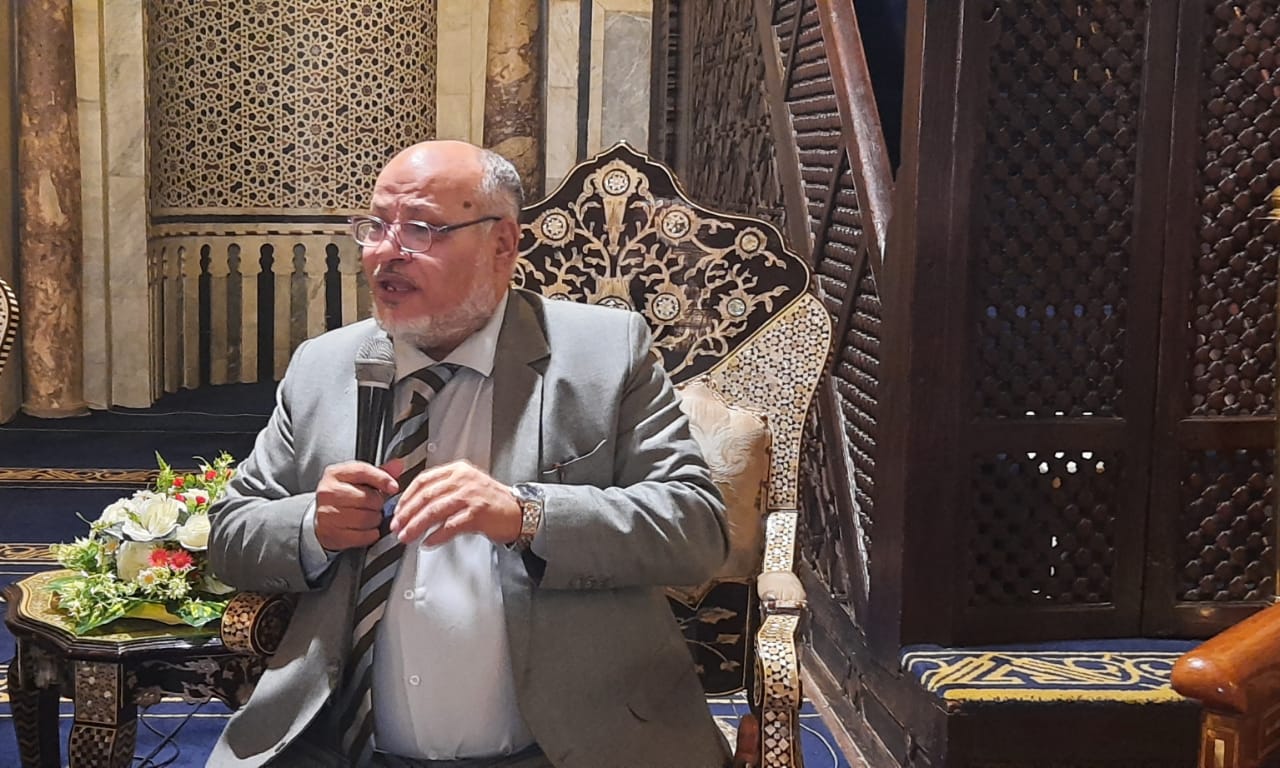 الدكتور ابراهيم الهدهد