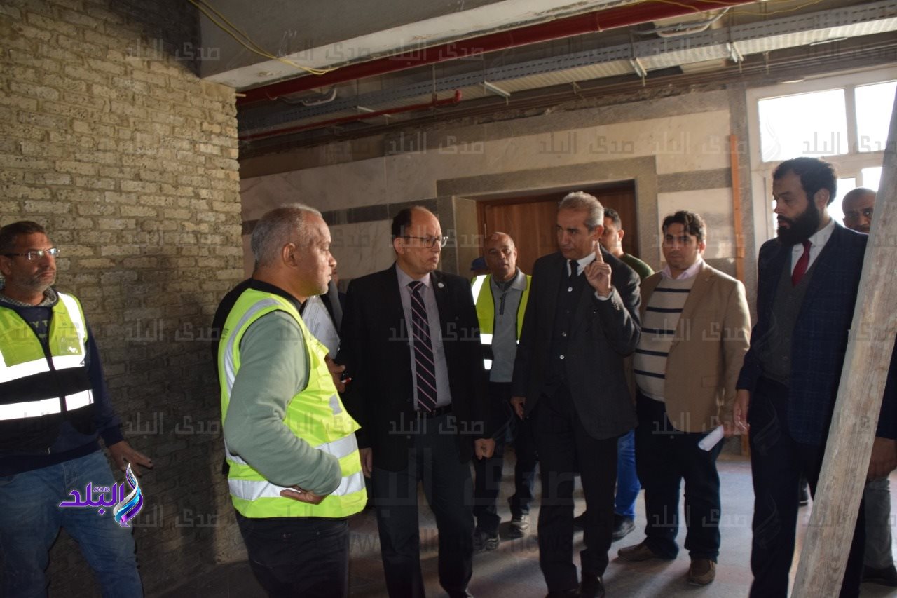 رئيس جامعة حلوان5