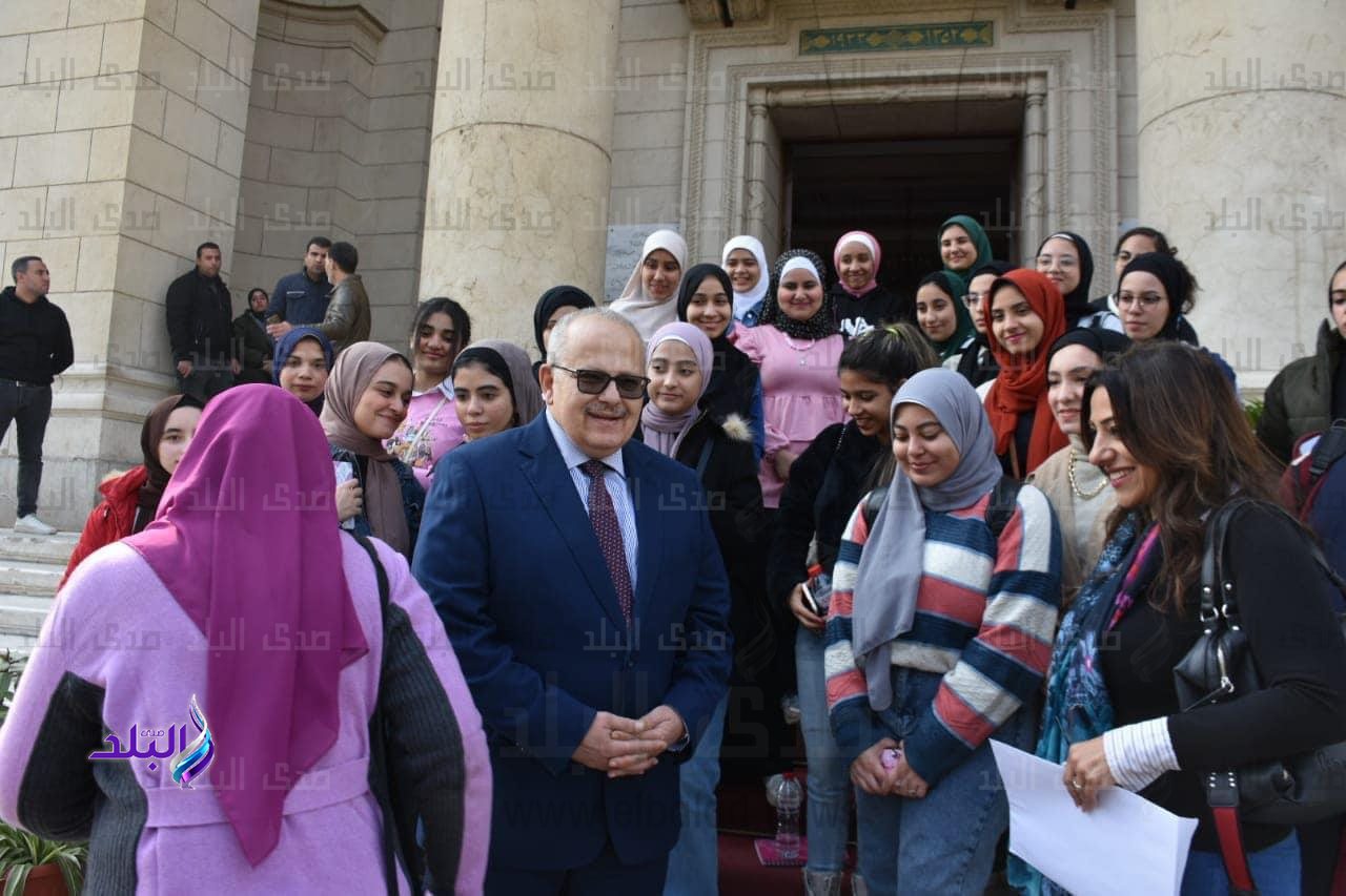 رئيس جامعة القاهرة4