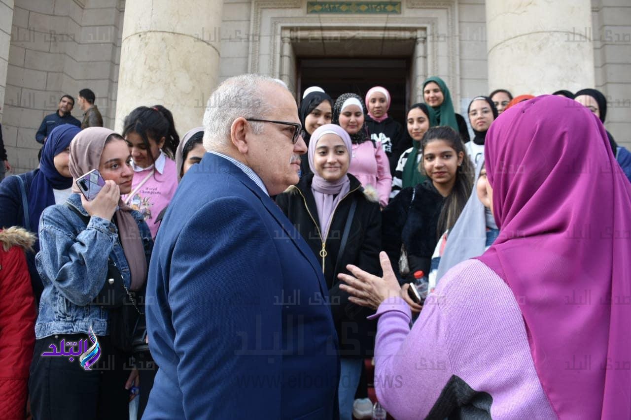 رئيس جامعة القاهرة5
