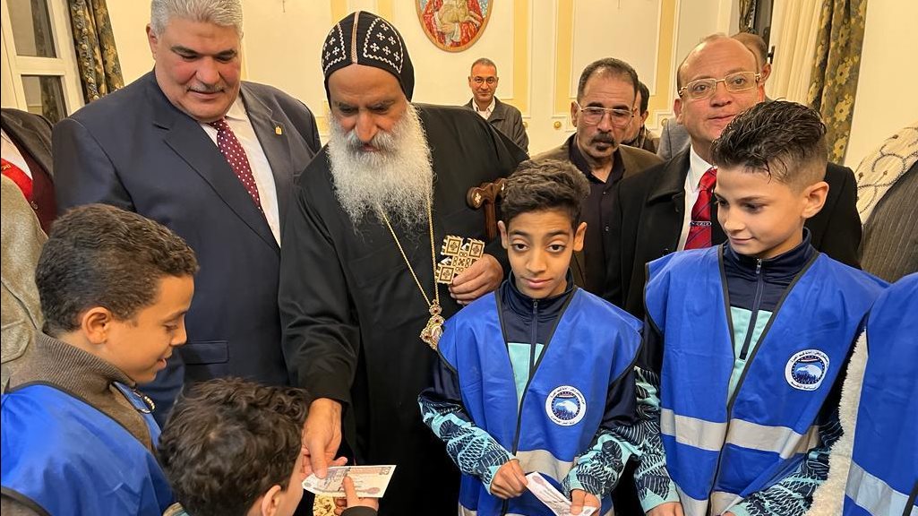  "مستقبل وطن" يوزع هدية الرئيس على الأطفال والمواطنين 