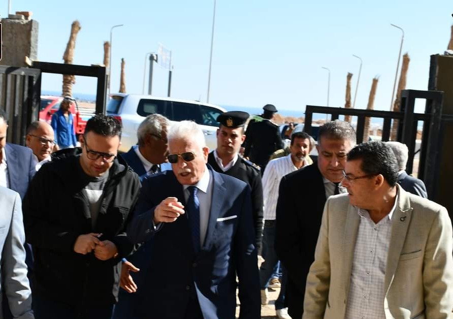 جولة المحافظ 