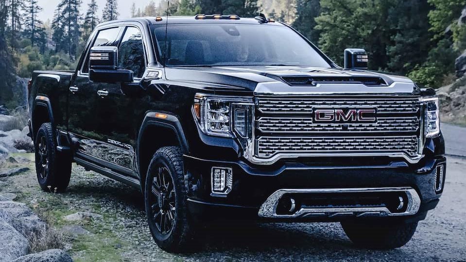 السيارة SIERRA HD DENALI GMC موديل 2023