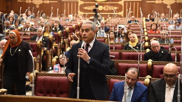 وزير القوى العاملة