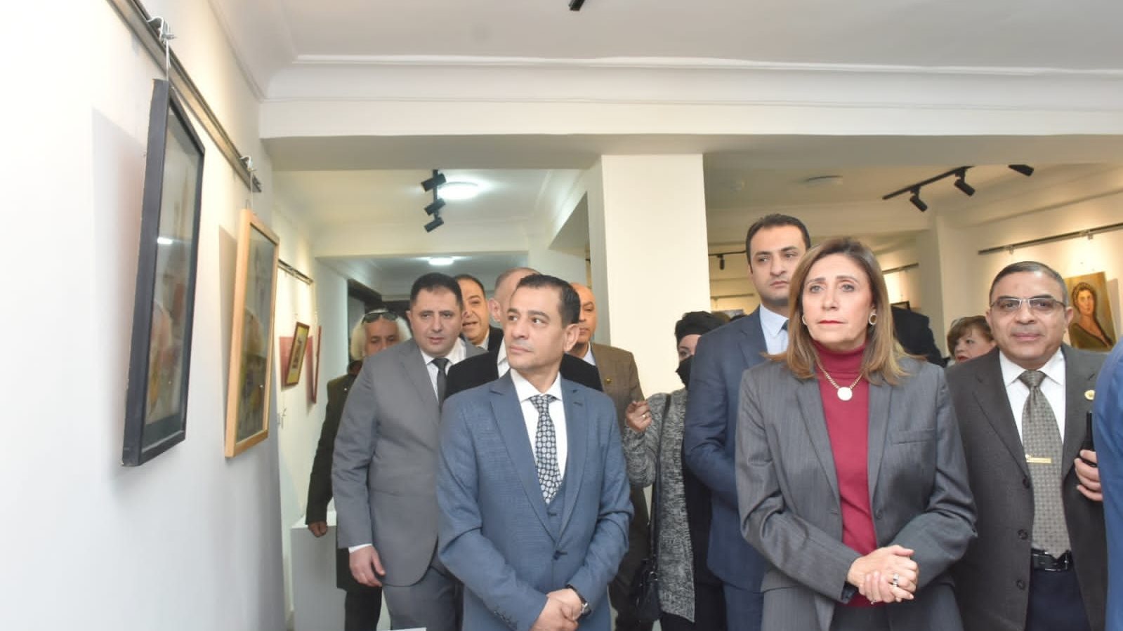 وزيرة الثقافة