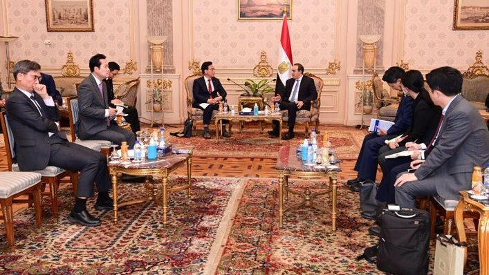 أحمد مناع  يستقبل رئيس اللجنة التوجيهية بالجمعية الوطنية