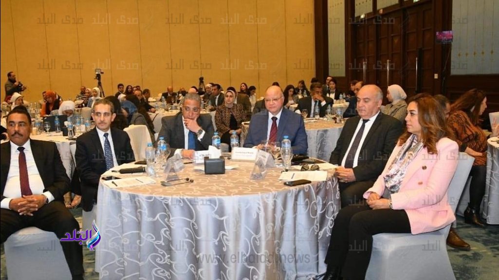 الدكتورة منال عوض محافظ دمياط