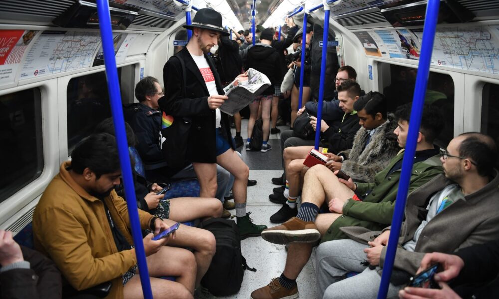 يوم بدون سراويل