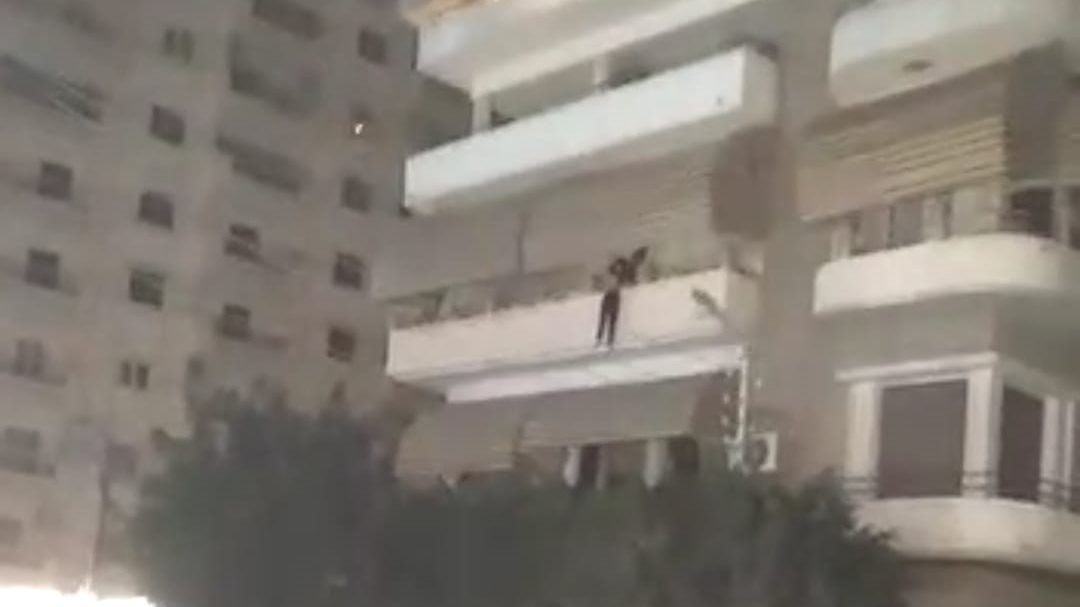 قفز الفتاة من بلكونه عمارة سكنية بطنطا 