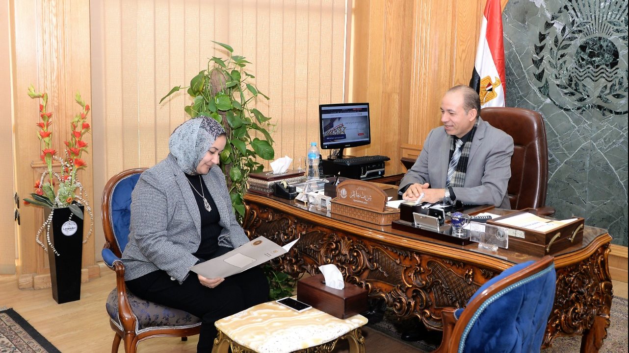 رئيس جامعة الممصورة