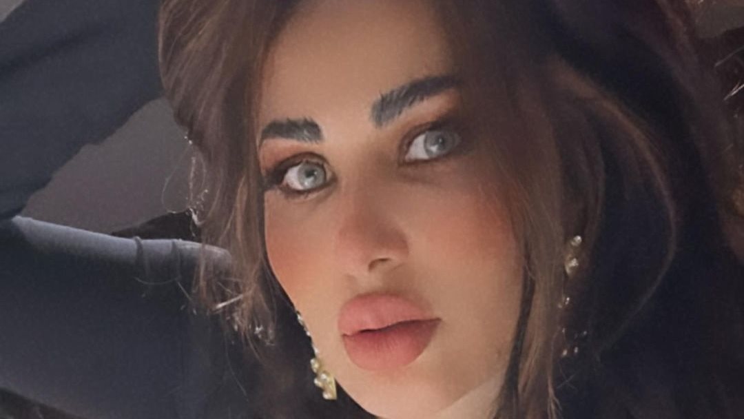 ندى الكامل 