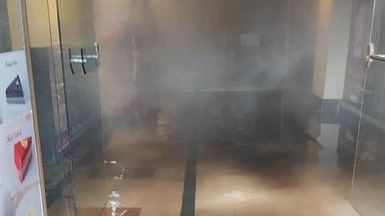 حريق في مول تجاري