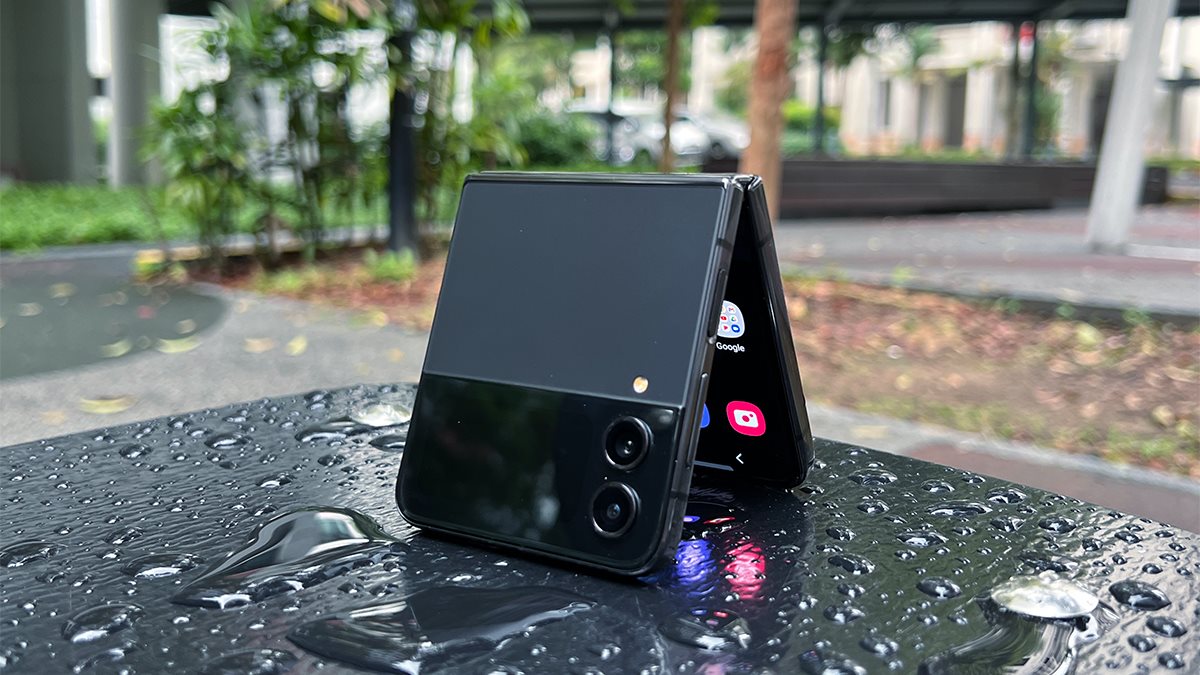 Samsung Galaxy Z Flip4