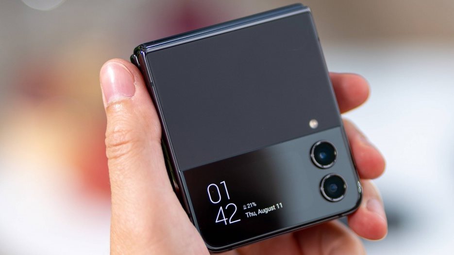 Samsung Galaxy Z Flip4